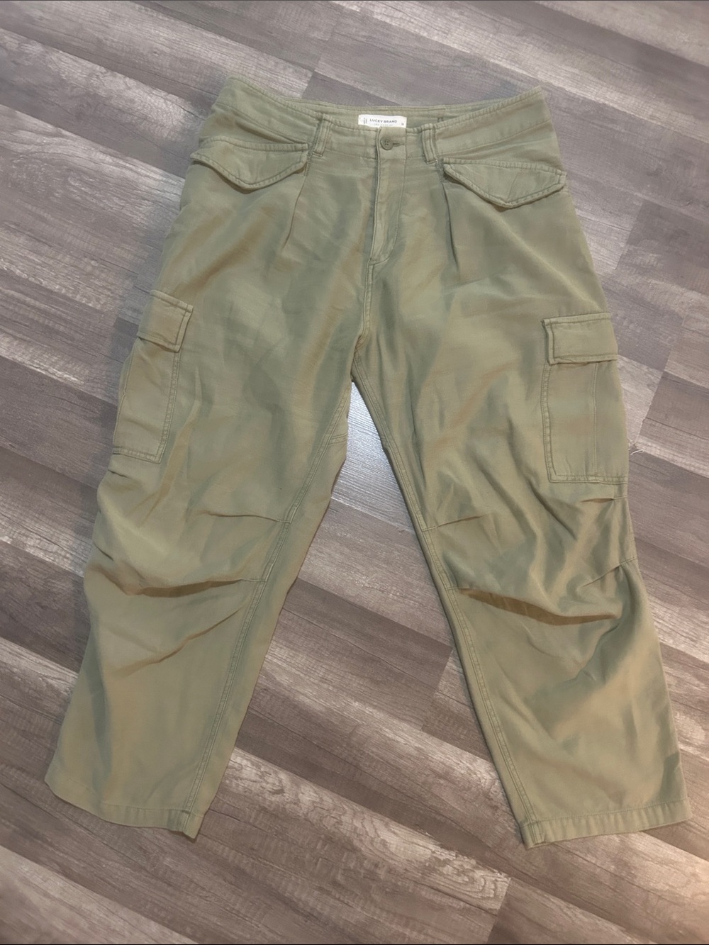 Lucky Brand Women’s Pants 100% Cotton Olive Green Cargo Cropped Size 10